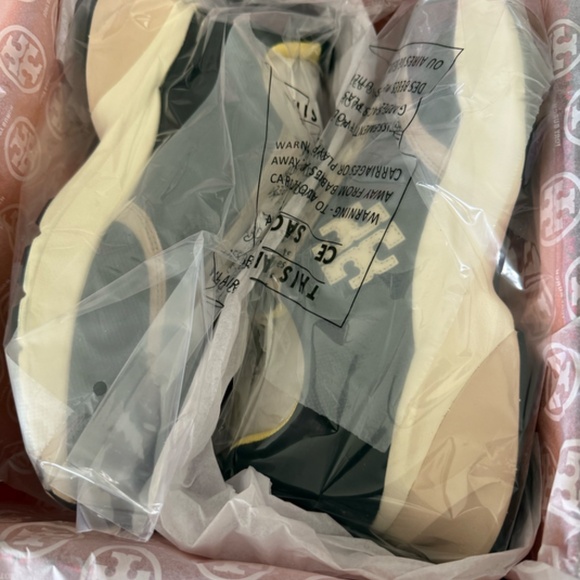 Tory Burch Trainer Sneakers - Picture 6 of 7